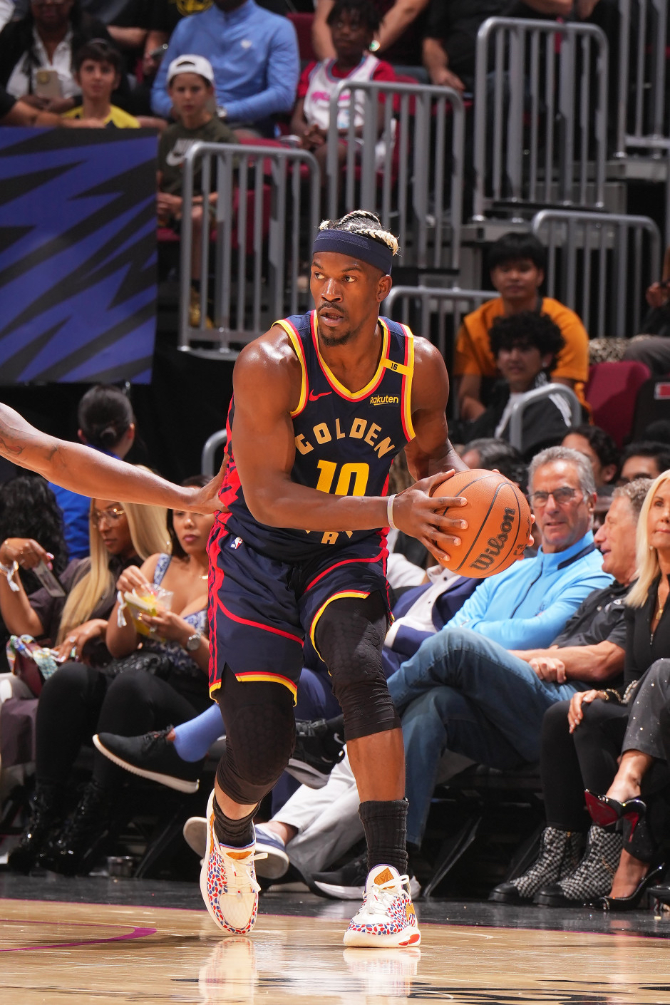 赛前法国杯焦点战,金州勇士调整名单,信心回归,年轻球员得到机会 赛前法国杯焦点战,金州勇士调整名单,信心回归,年轻球员得到机会